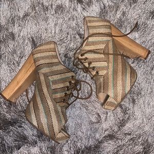 Aldo lace up peep toe wood heel shoes